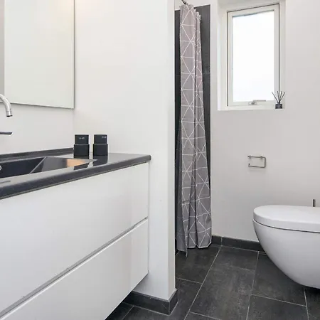 Four-bedroom In Haderslev 7 *