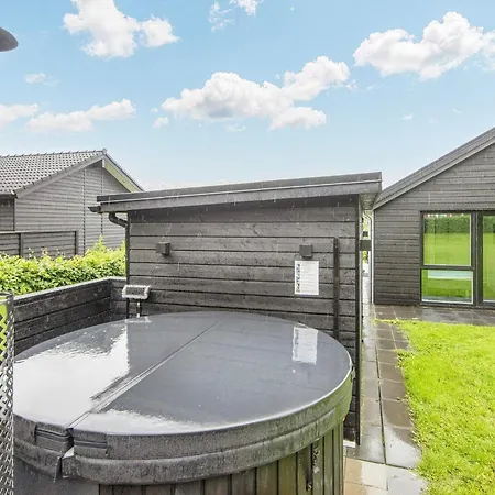 Four-bedroom In Haderslev 7 Kelstrup Strand